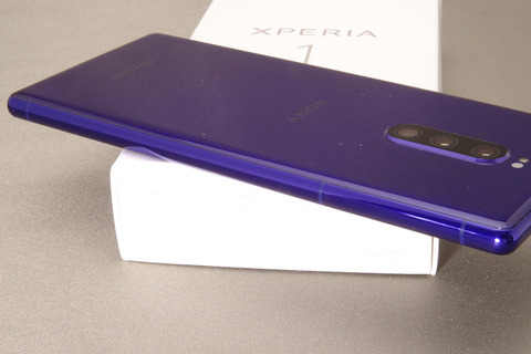 xperia1-review1-leftside