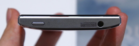 AQUOS CRYSTAL 305SH-008