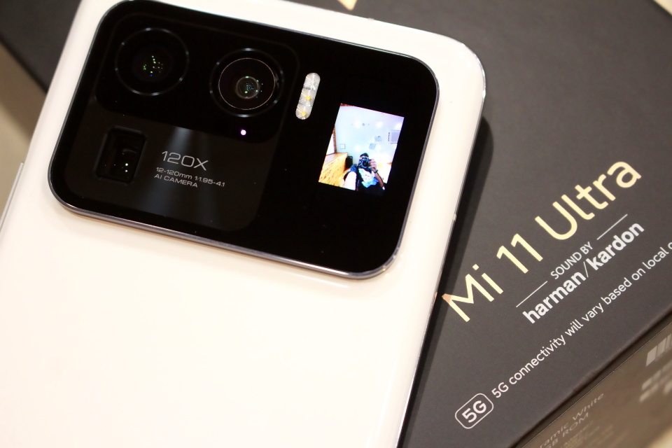 Xiaomi11Ultra　12gb＋256gb　カメラのズーム機能画像参考あり Xiaomiのハイエンドスマホ「Mi 11 Ultra」のカメラ機能を紹介！想像