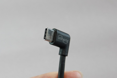 atom-010