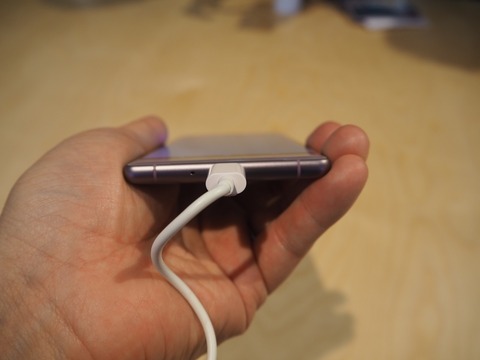 sony_xperia_xz2_07