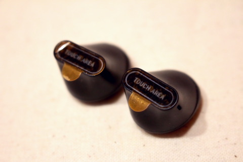 210430_EARIN_A-3_26_960