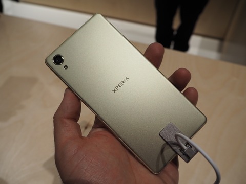 xperia_x_2