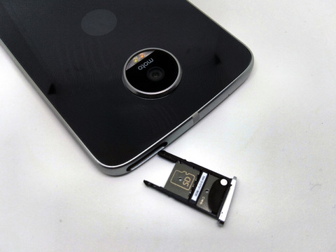 Moto-Z-Play-SIM