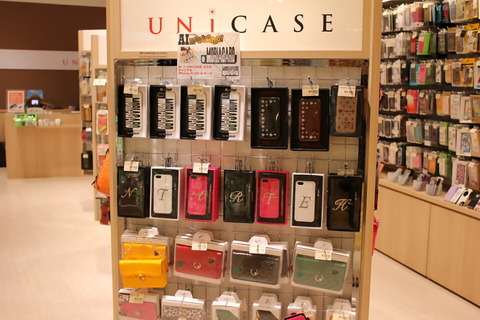06_unicase_hajyuku_960