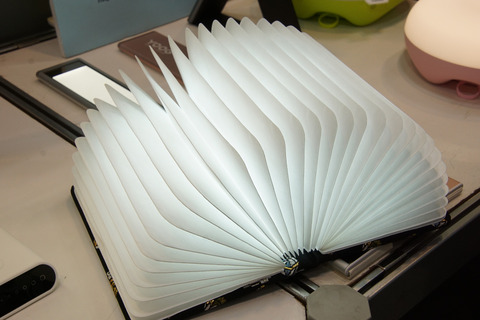 booklamp-004