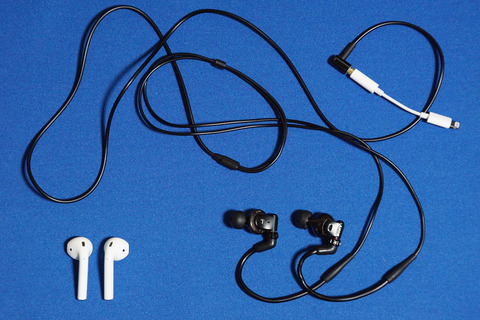 airpods-209