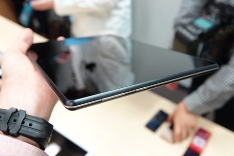190510_softbank_lenovoTAB5_04