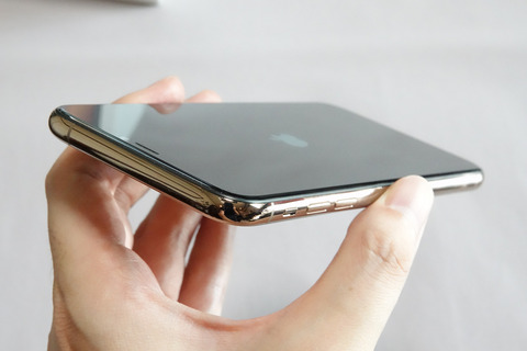 iphone-xs-open-002