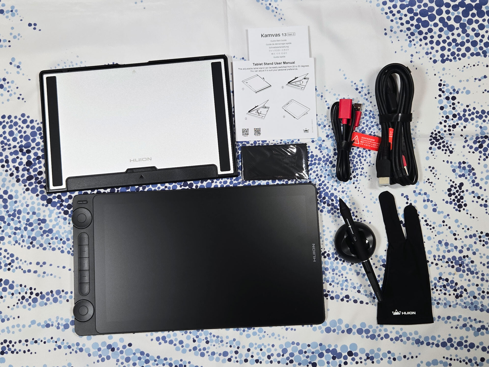 kamvas13 本体+備品 Amazon | HUION 液タブ 液晶タブレット Kamvas 13（Gen 3） 13.3型