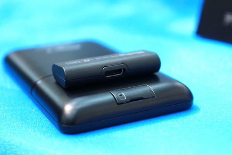 180903_niche_phone_05_960