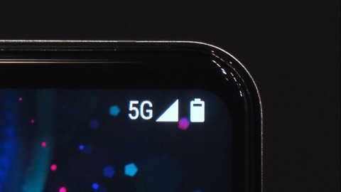 AQUOS R5G_03