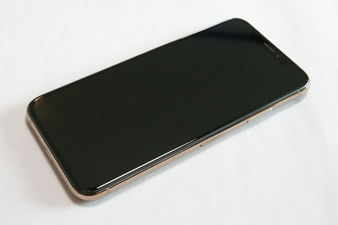 iphone-xs-open-006