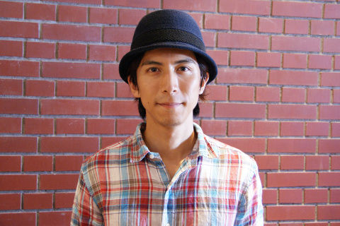 オーナーの岩元慎治さん。なかなかのイケメン♪