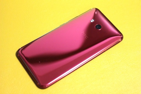 HTC U11 SIMフリー 03